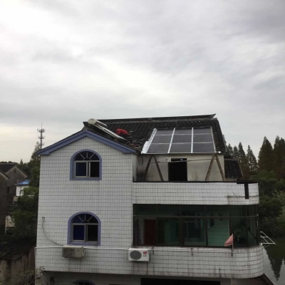 小瓦換新顏，光伏屋頂防水還產(chǎn)金錢